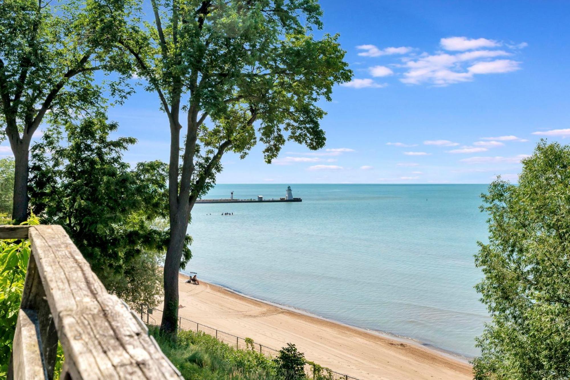 פורט דובר Luxe Lodges On Lake Erie מראה חיצוני תמונה